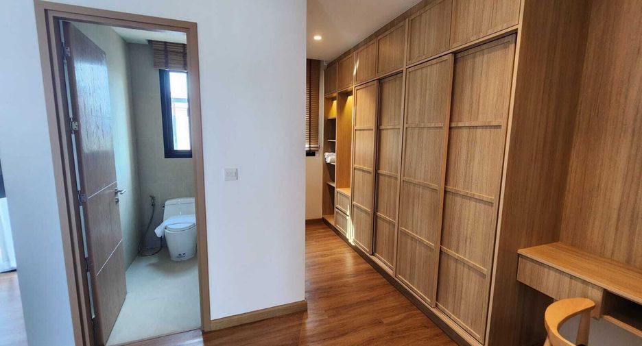 For sale 3 bedrooms villa in Mueang Phuket, Phuket