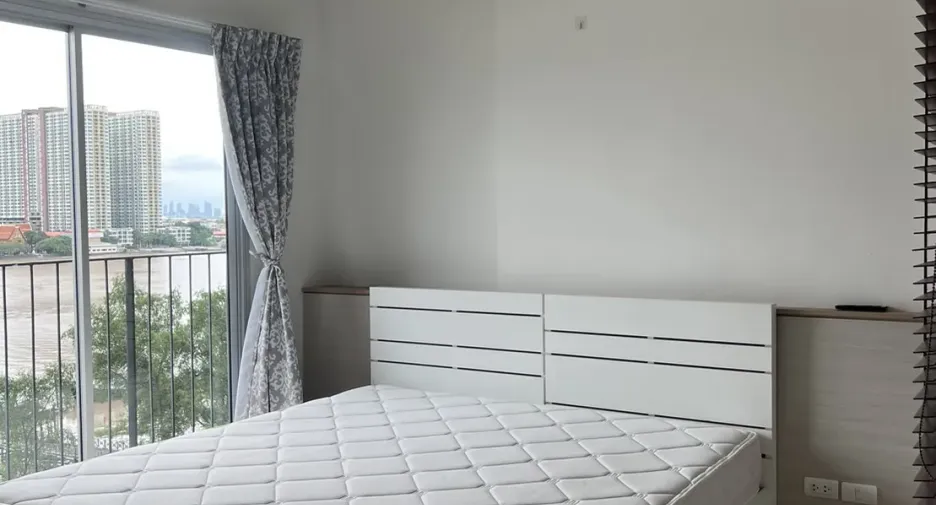 For rent 2 bedrooms condo in Rat Burana, Bangkok