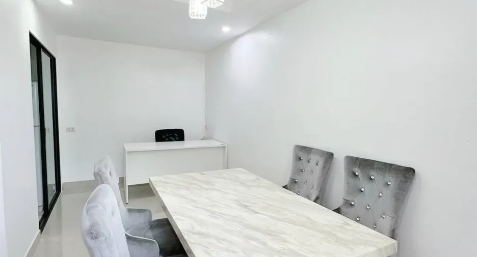 For rent 3 bedrooms house in Bang Phli, Samut Prakan