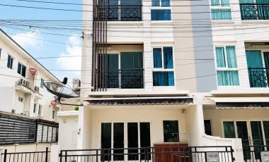 For rent 3 bedrooms house in Suan Luang, Bangkok