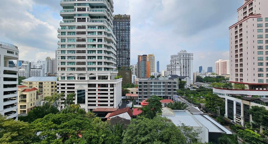 Wohnung zur Miete mit 2 Zimmer in Khlong Toei, Bangkok