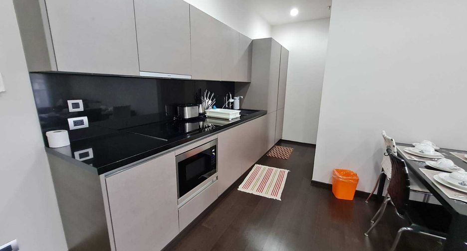 For rent そして for sale 2 ベッドルーム condo in Khlong Toei, Bangkok