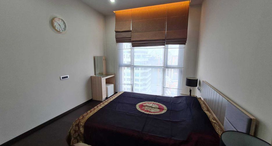 For rent そして for sale 2 ベッドルーム condo in Khlong Toei, Bangkok