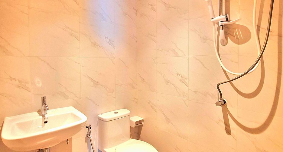 Wohnung zur Miete mit 3 Zimmer in Mueang Samut Prakan, Samut Prakan