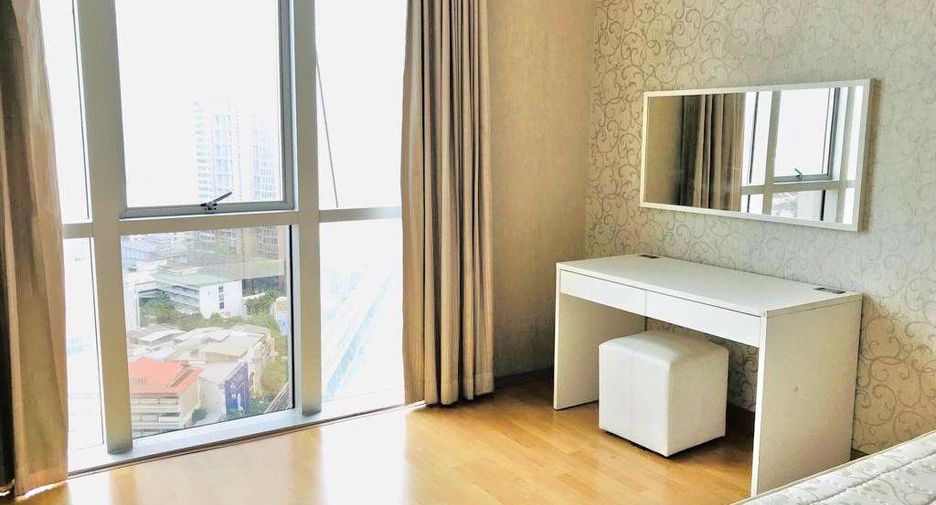 Wohnung zur Miete mit 3 Zimmer in Khlong Toei, Bangkok