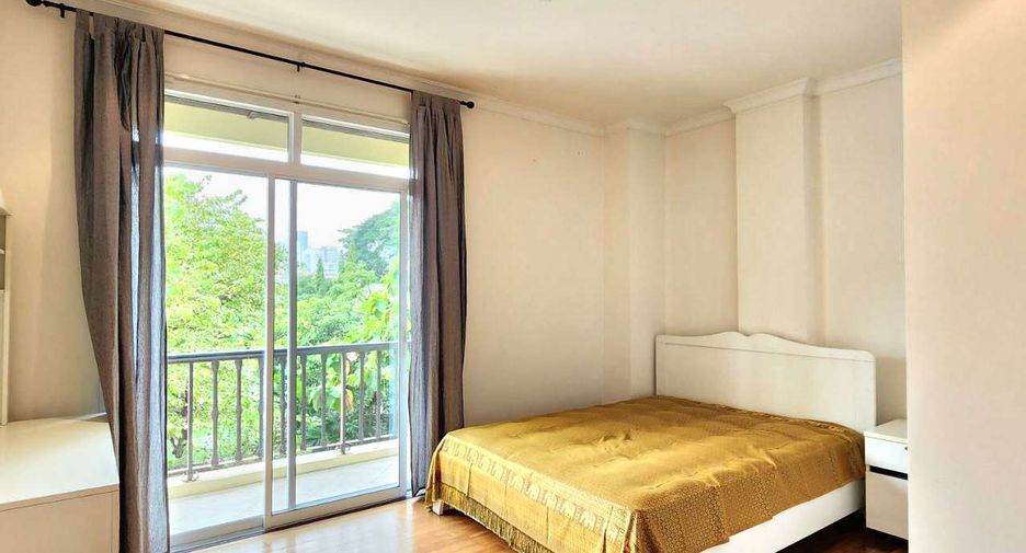 Wohnung zur Miete mit 3 Zimmer in Watthana, Bangkok
