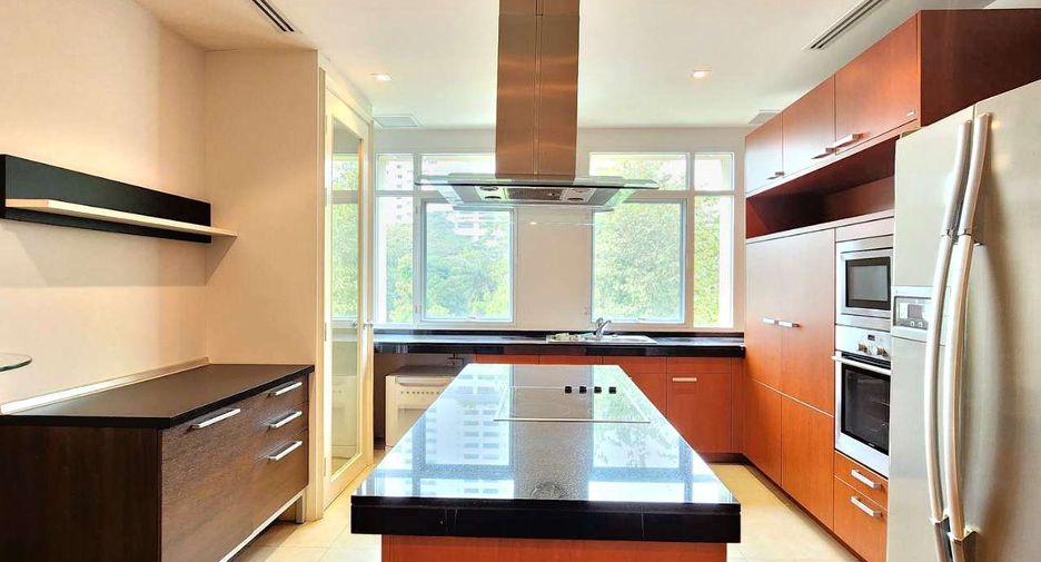 Wohnung zur Miete mit 3 Zimmer in Watthana, Bangkok