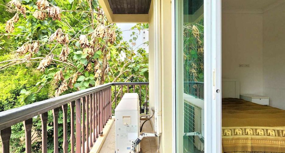 Wohnung zur Miete mit 3 Zimmer in Watthana, Bangkok