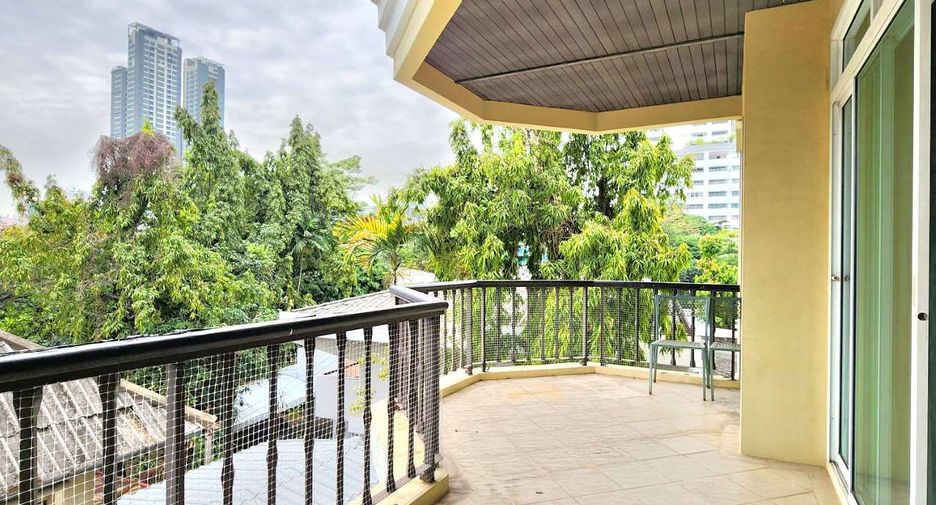 Wohnung zur Miete mit 3 Zimmer in Watthana, Bangkok