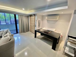 Wohnung zur Miete mit 1 Zimmer in Pathum Wan, Bangkok