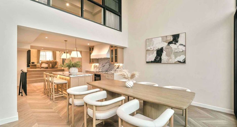 For rent そして for sale 5 ベッドルーム townhouse in Khlong Toei, Bangkok