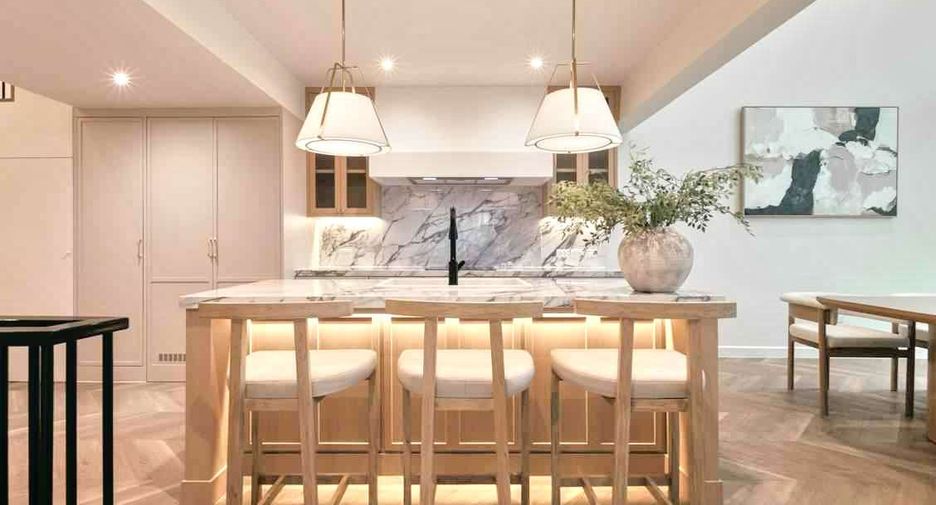 For rent そして for sale 5 ベッドルーム townhouse in Khlong Toei, Bangkok