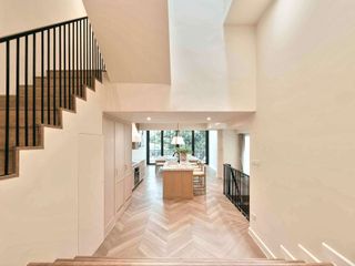For rent そして for sale 5 ベッドルーム townhouse in Khlong Toei, Bangkok