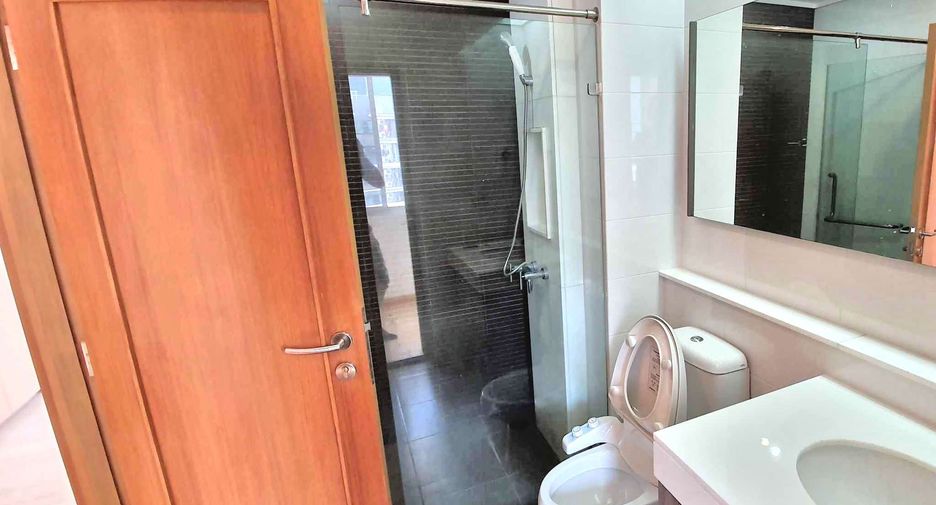 Condo en alquiler de 2 habitaciones en Khlong Toei, Bangkok