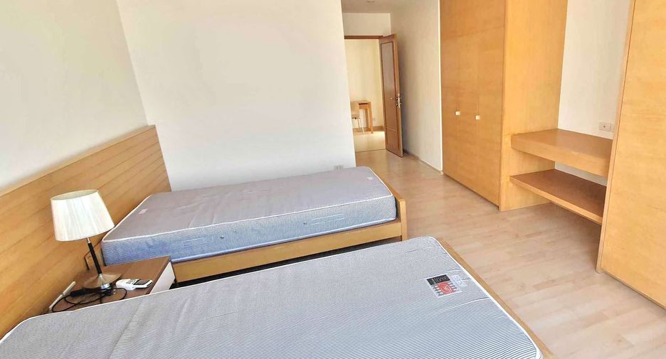 Condo en alquiler de 2 habitaciones en Khlong Toei, Bangkok