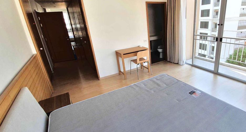 Condo en alquiler de 2 habitaciones en Khlong Toei, Bangkok