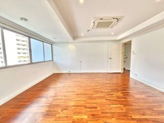 ให้เช่า 4 ห้องนอน คอนโด ใน วัฒนา, กรุงเทพฯ