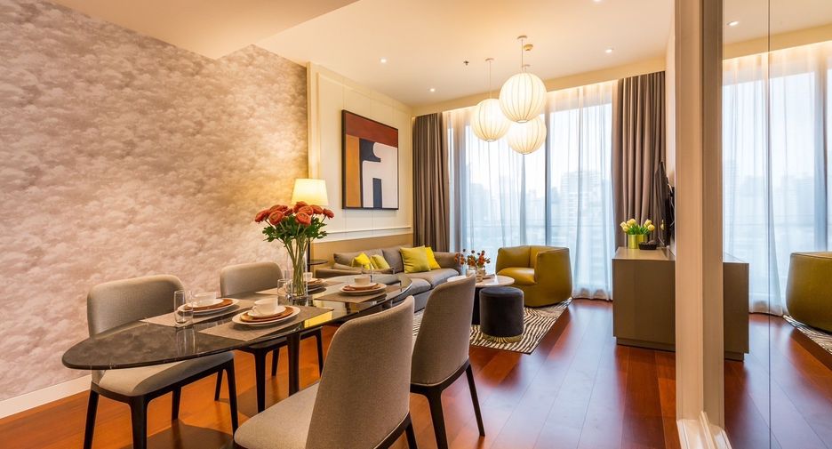 For rent 2 bedrooms condo in Watthana, Bangkok