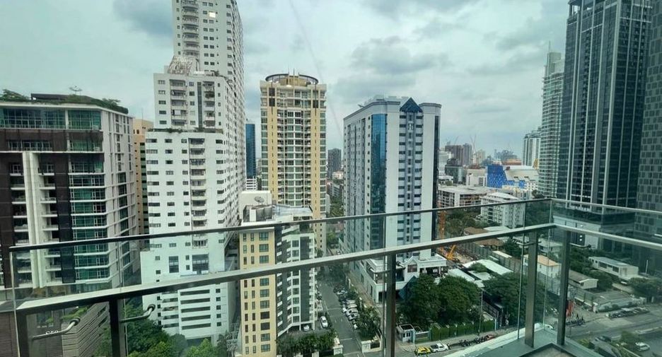 À louer 2 chambres condo à Khlong Toei, Bangkok