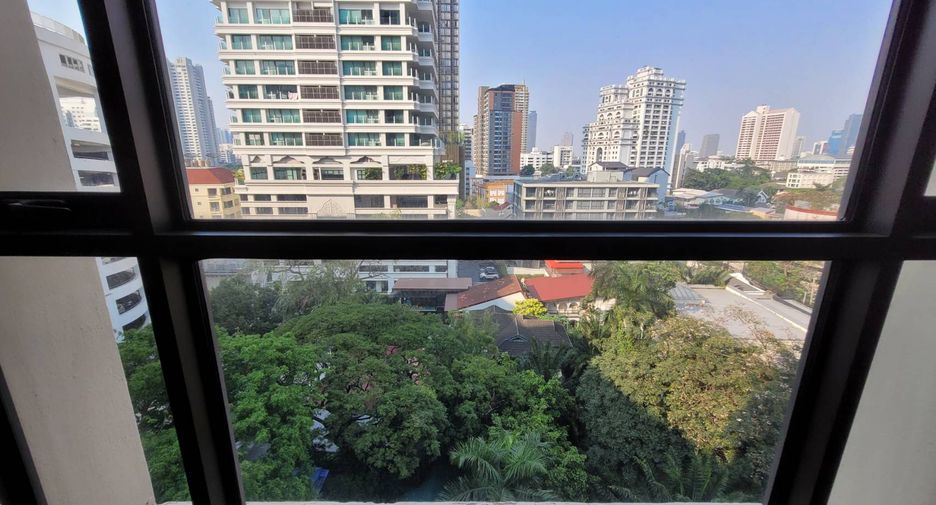 For rent and for sale 2 bedrooms condo in Khlong Toei, Bangkok