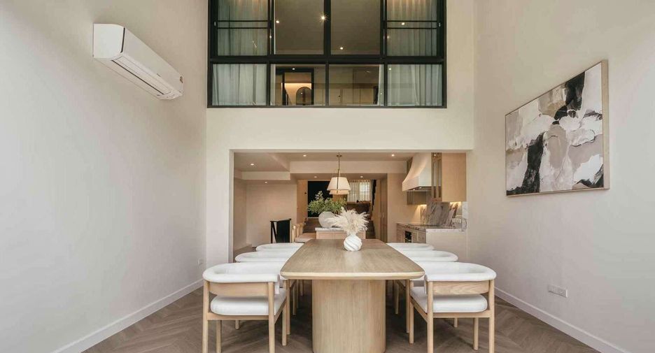 For rent そして for sale 5 ベッドルーム townhouse in Khlong Toei, Bangkok