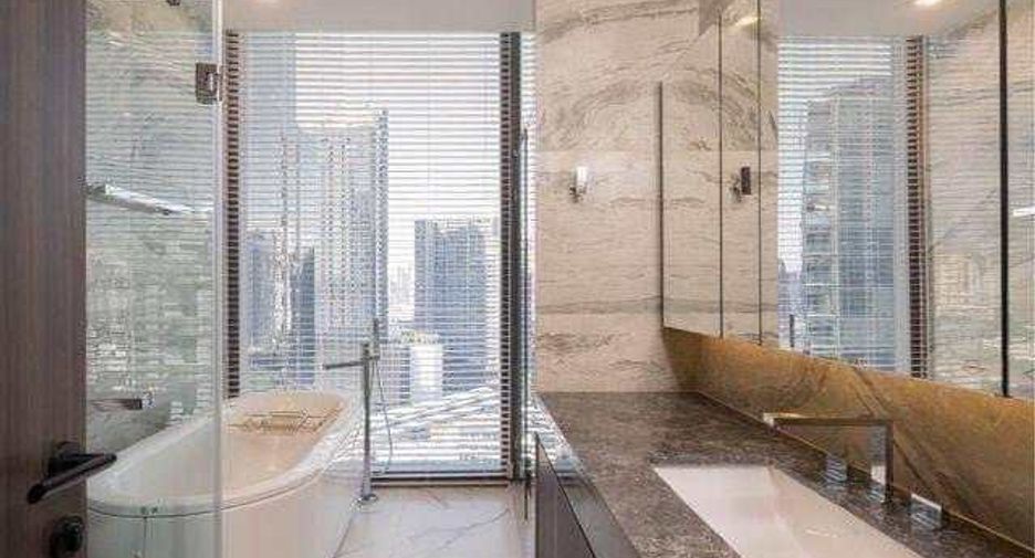 Condo en alquiler de 2 habitaciones en Khlong Toei, Bangkok