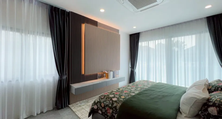For sale 5 bedrooms villa in Jomtien, Pattaya