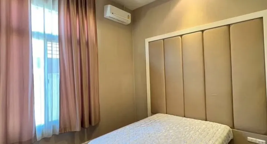 À louer 3 chambres maison à Bang Lamung, Chonburi
