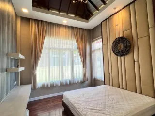 À louer 3 chambres maison à Bang Lamung, Chonburi