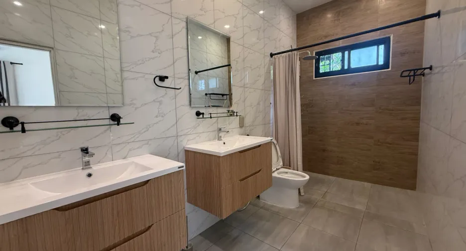 À vendre 4 chambres villa à Bang Lamung, Chonburi