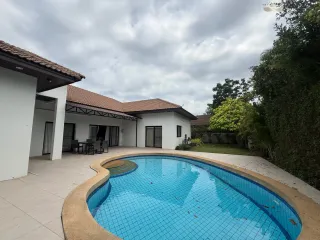 À vendre 4 chambres villa à Bang Lamung, Chonburi
