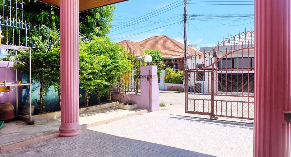 For sale 3 bedrooms house in Jomtien, Pattaya