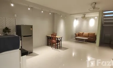 Condo en alquiler de 2 habitaciones en Mueang Sakon Nakhon, Sakon Nakhon