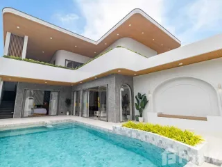 For rent 4 bedrooms villa in Thalang, Phuket