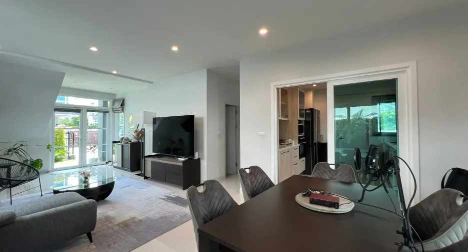 For rent 4 bedrooms house in Thalang, Phuket