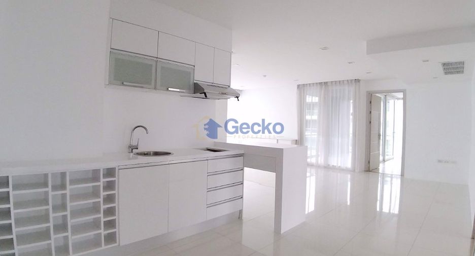For sale 3 bedrooms condo in Central Pattaya, Pattaya