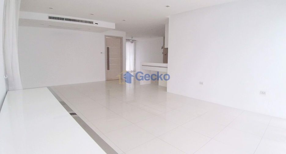For sale 3 bedrooms condo in Central Pattaya, Pattaya
