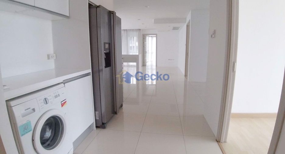For sale 3 bedrooms condo in Central Pattaya, Pattaya
