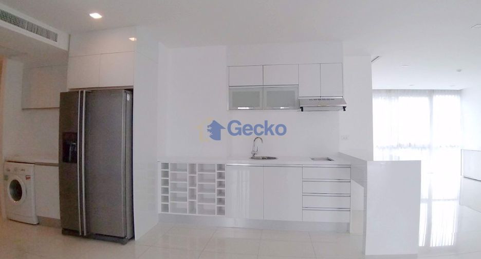 For sale 3 bedrooms condo in Central Pattaya, Pattaya