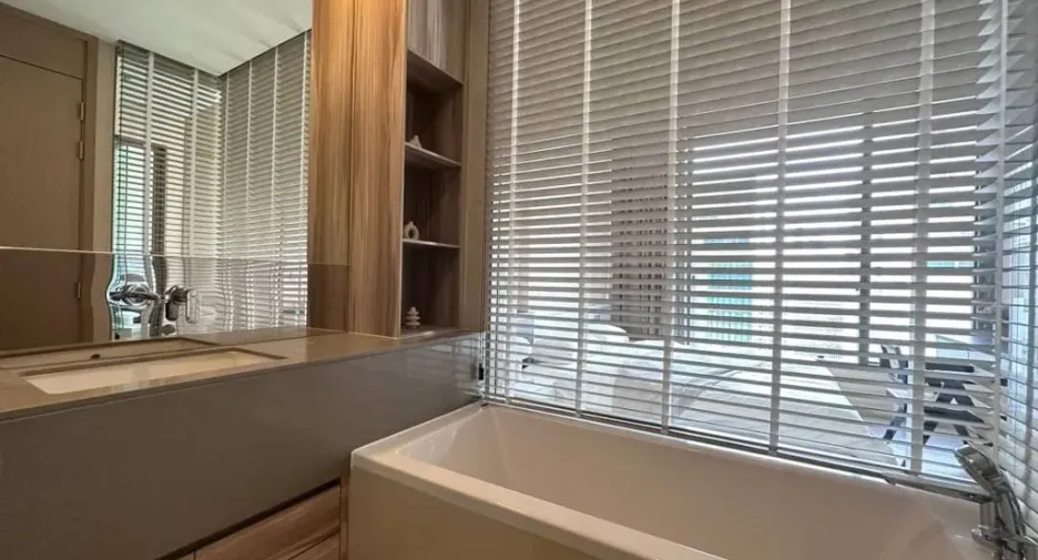 For sale and for rent 1 bed condo in Watthana, Bangkok