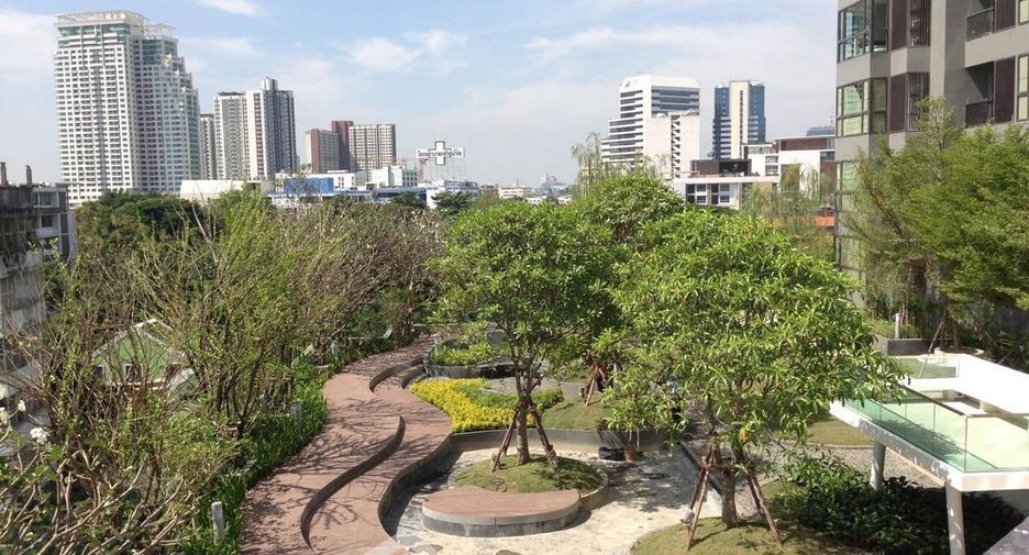 For rent 1 bed condo in Khlong Toei, Bangkok