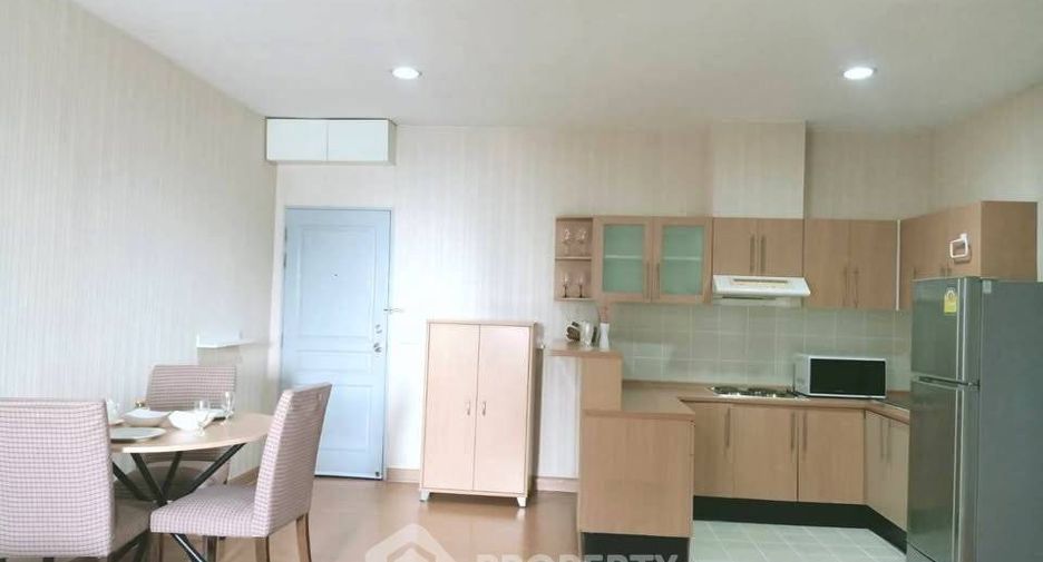 For rent 2 bedrooms condo in Khlong Toei, Bangkok