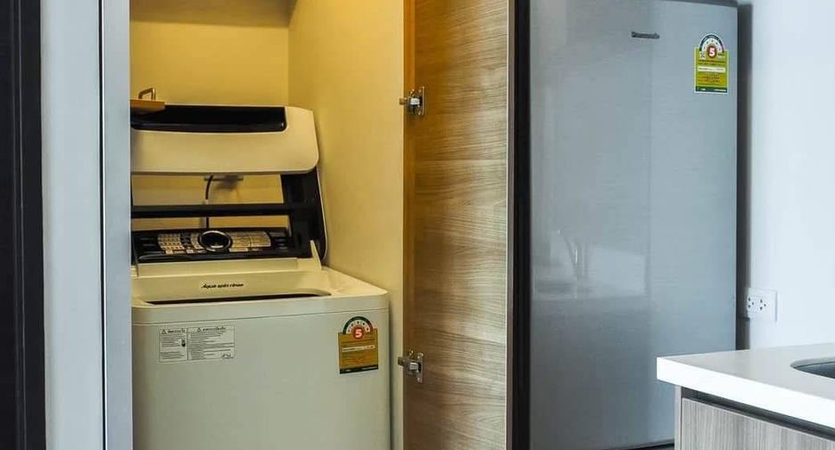 For rent 1 bed condo in Sathon, Bangkok