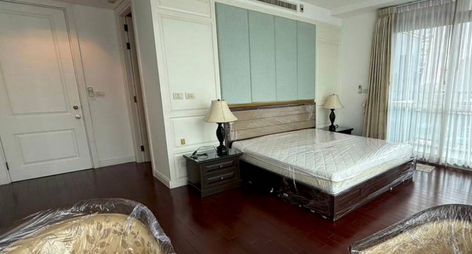 À louer 4 chambres condo à Pathum Wan, Bangkok