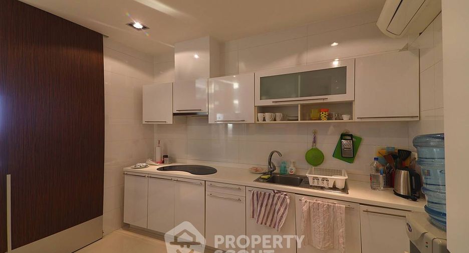 Condo en venta de 4 habitaciones en Watthana, Bangkok