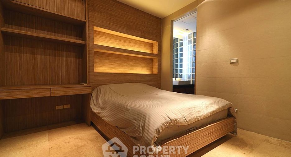 Condo en venta de 4 habitaciones en Watthana, Bangkok