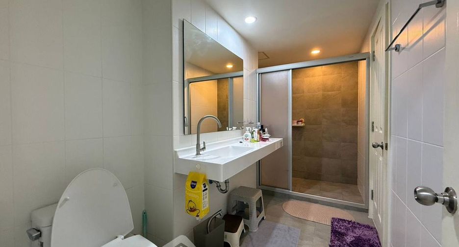 Wohnung zum Kauf mit 1 Zimmer in Yan Nawa, Bangkok