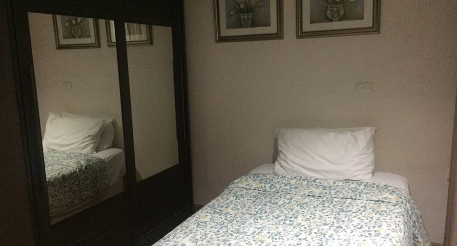 For sale 2 bedrooms condo in Khlong San, Bangkok