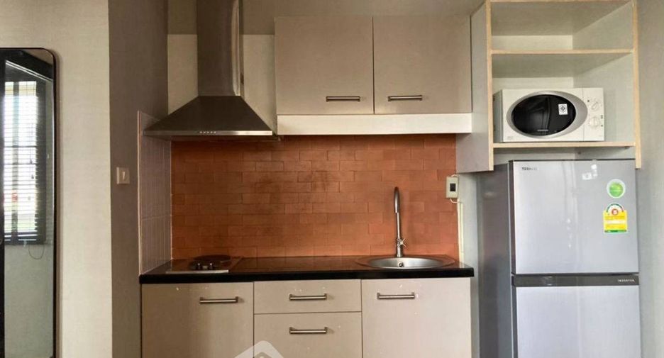 Продажа 2 спальни кондо в Кхлонг Тоеи, Бангкок