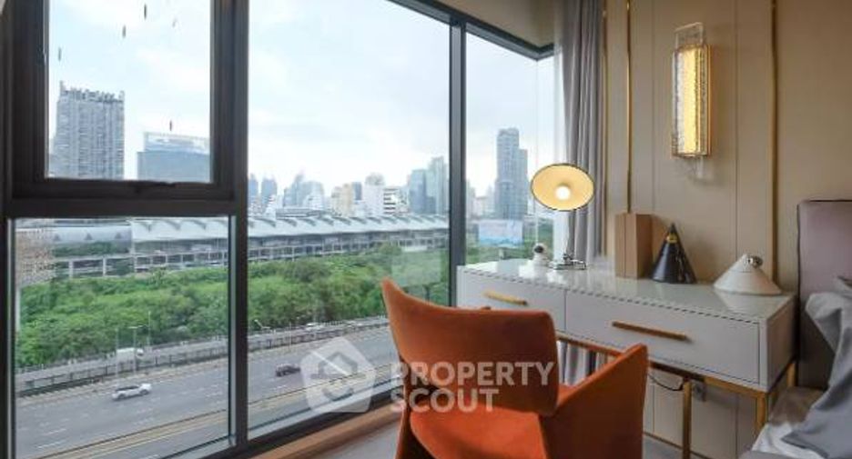 For sale 2 bedrooms condo in Huai Khwang, Bangkok